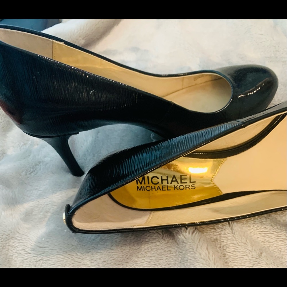Michael Kors Black size 6